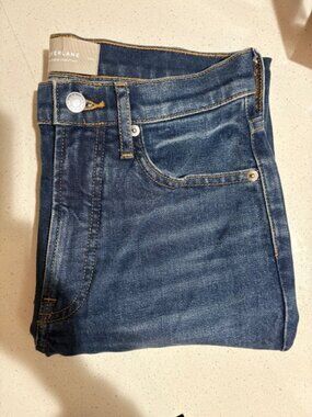 EVERLANE The Cheeky Jean